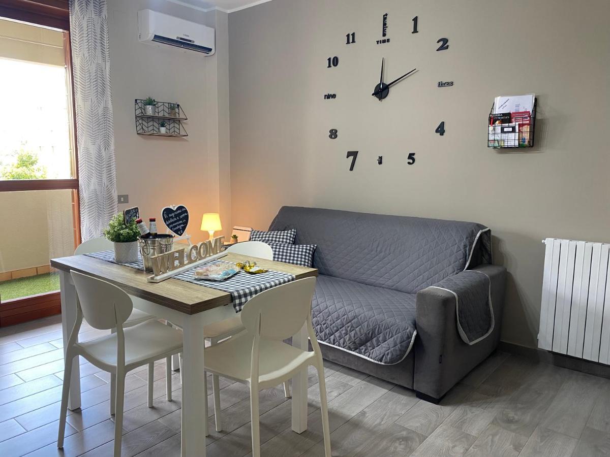 Casa Vacanze “Dolce Sosta” Quartu SantʼElena Exteriör bild
